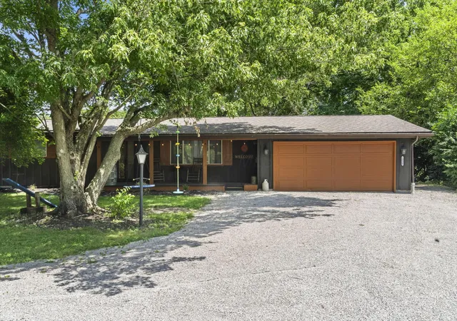 2nd image of 1024 Virginia Ave, Marion, OH 43302 | MLS# 226025162