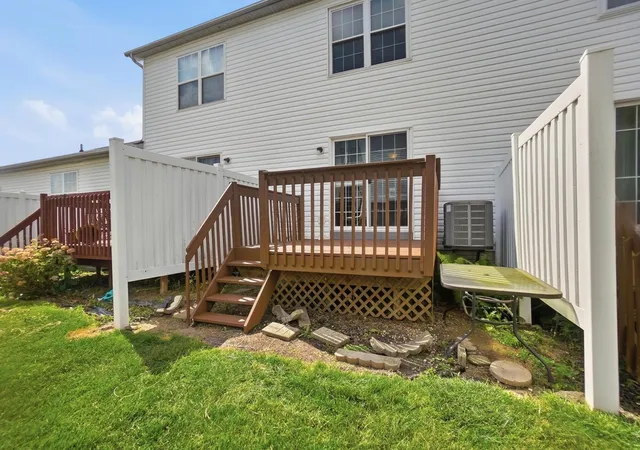 Homes for sale in Marysville, OH | 1094 Watkins Glen Court, Marysville, OH 43040 | Houzeo