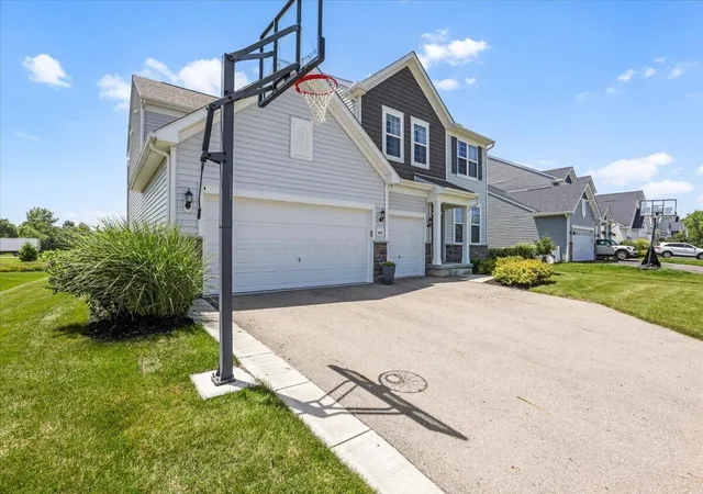 Homes for sale in Hilliard, OH | 4847 Yankee Rd, Hilliard, OH 43026 | MLS# 226025013