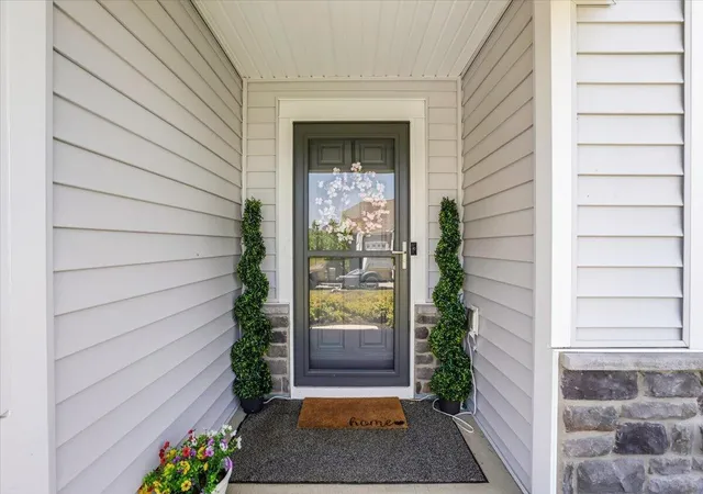 Homes for sale in Hilliard, OH | 4847 Yankee Rd, Hilliard, OH 43026 | MLS# 226025013
