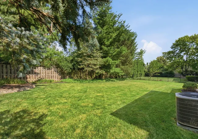 52nd image of 4350 Crown Point Dr, Columbus, OH 43220 | MLS# 226025446
