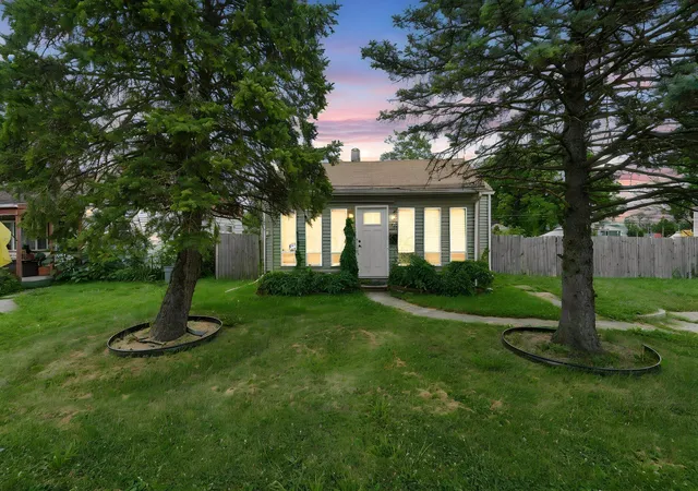 Photo 1 of Single family home for sale at 708 S Waverly St, Columbus, OH 43213 | MLS# 226025170 | Listing updated on 2026-07-29