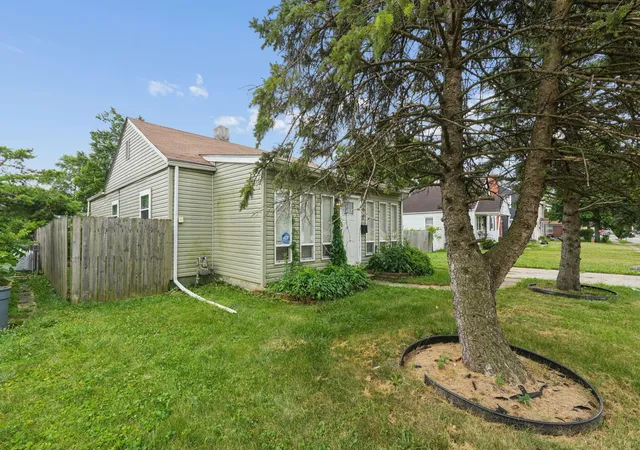 Photo 4 of Single family home for sale at 708 S Waverly St, Columbus, OH 43213 | MLS# 226025170 | Listing updated on 2026-07-29