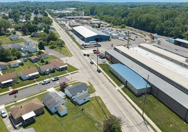 24th image of 653 S Douglas Ave, Springfield, OH 45505 | MLS# 226026362