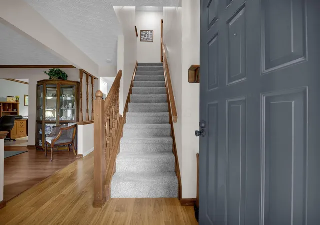 Photo 4 of Single family home for sale at 12404 Woodsfield Cir NW, Pickerington, OH 43147 | MLS# 226025054 | Listing updated on 2026-10-01