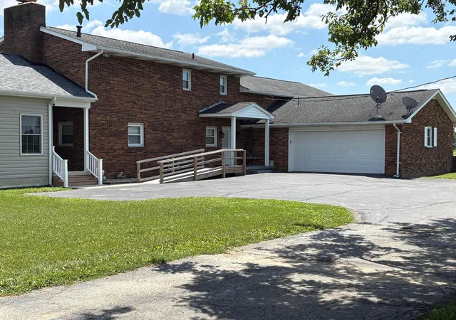 Photo 2 of Single family home for sale at 13516 Scioto Darby Rd, Orient, OH 43146 | MLS# 226025067 | Listing updated on 2026-08-30