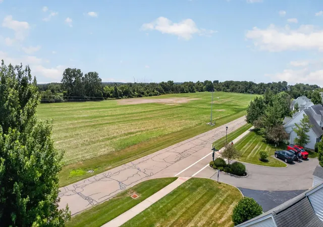 Homes for sale in Johnstown, OH | 292 Village Dr, Johnstown, OH 43031 | MLS# 226025455
