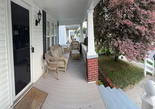 Homes for sale in Columbus, OH | 623 Hilltonia Ave, Columbus, OH 43223 | MLS# 226025143