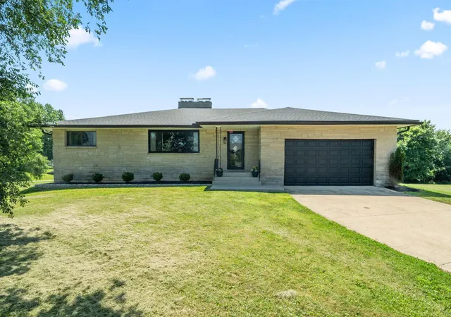 1st image of 6429 Miller Paul Rd, Westerville, OH 43082 | MLS# 226025147