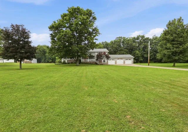Homes for sale in Zanesville, OH | 4385 Shimoda Ln, Zanesville, OH 43701 | MLS# 226025255