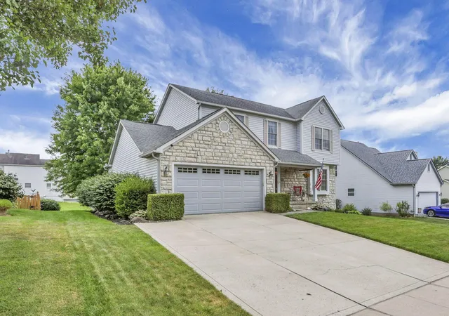 Homes for sale in Lancaster, OH | 1566 Autumn Dr, Lancaster, OH 43130 | MLS# 226025367