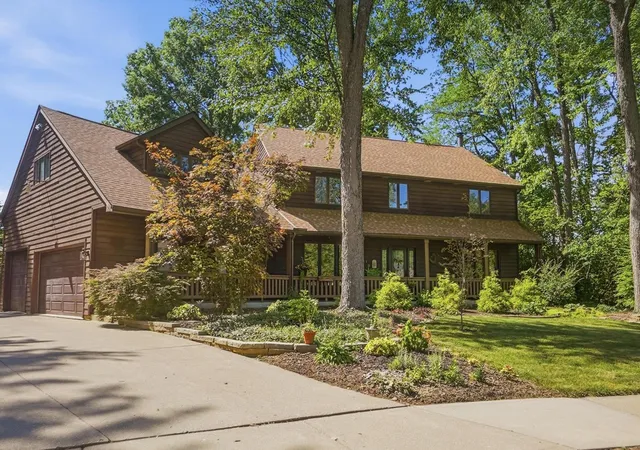 Homes for sale in Westerville, OH | 410 Washington Square Ct, Westerville, OH 43081 | MLS# 226025600