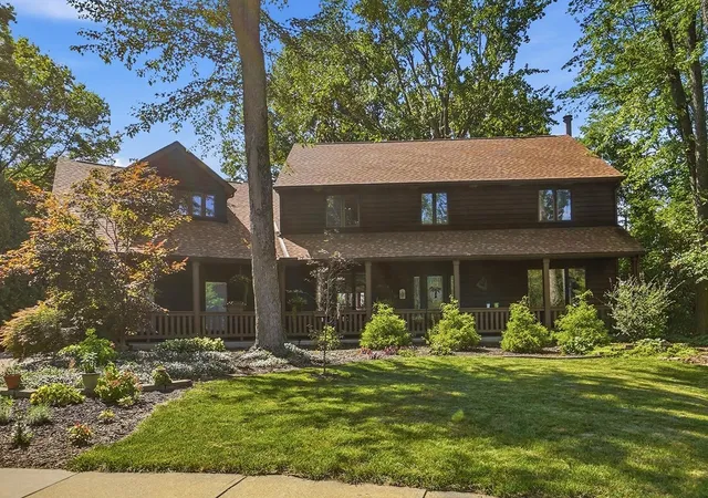 Homes for sale in Westerville, OH | 410 Washington Square Ct, Westerville, OH 43081 | MLS# 226025600