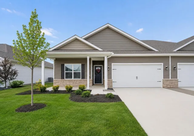 1st image of 410 Emily Dr, Plain City, OH 43064 | MLS# 226025141