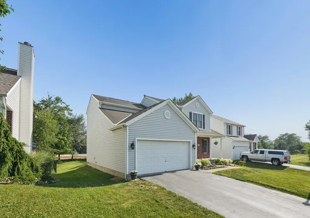 Homes for sale in Pataskala, OH | 1366 Harold Stewart Pkwy, Pataskala, OH 43062 | MLS# 226025168