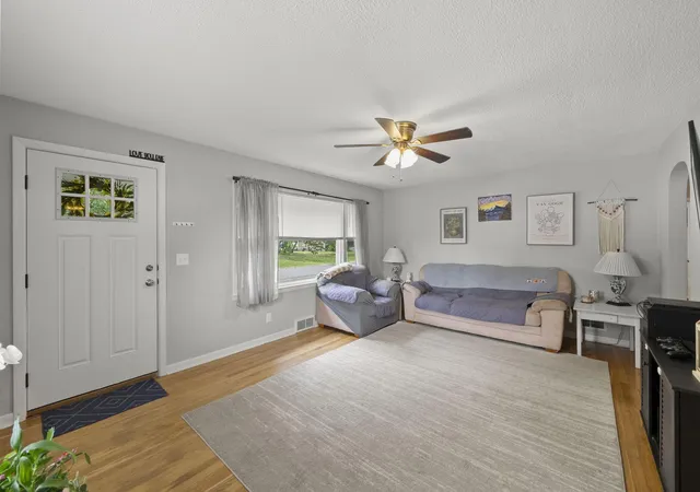 5th image of 1136 Pike St Sw, Pataskala, OH 43062 | MLS# 226025500