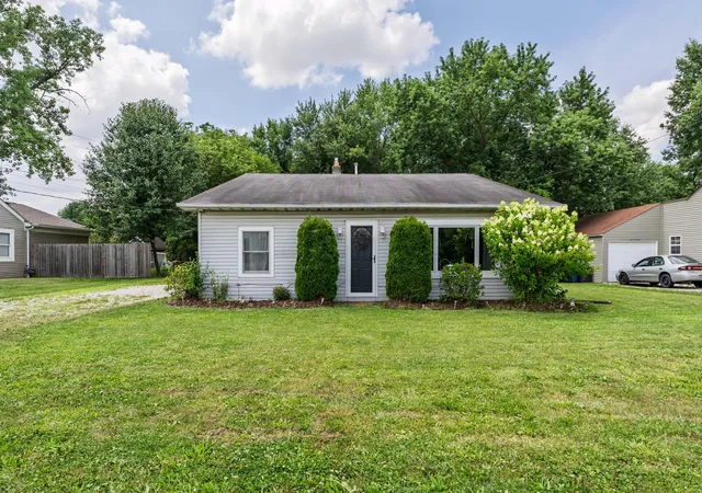 Homes for sale in Pataskala, OH | 6136 Mink St Sw, Pataskala, OH 43062 | MLS# 226025280