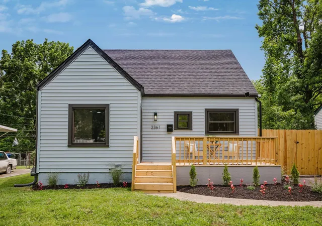 Homes for sale in Columbus, OH | 2361 Vendome Dr S, Columbus, OH 43219 | MLS# 226025238