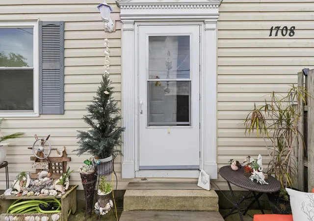 Homes for sale in Lancaster, OH | 1708 Graylock St, Lancaster, OH 43130 | MLS# 226025606