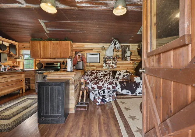 Homes for sale in Corning, OH | 7924 Township Road 390 Se #A, Corning, OH 43730 | MLS# 226025328