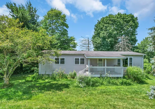 Homes for sale in Thornville, OH | 12871 State Route 188, Thornville, OH 43076 | MLS# 226025232