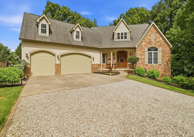 Homes for sale in Galena, OH | 9966 Center Village Rd, Galena, OH 43021 | MLS# 226025371