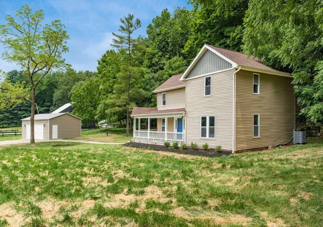 Homes for sale in Newark, OH | 6629 Fallsburg Rd Ne, Newark, OH 43055 | MLS# 226025281