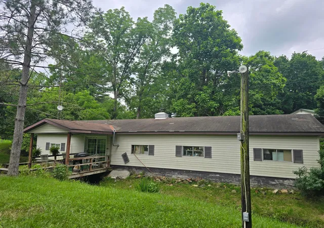 Homes for sale in Newark, OH | 2983 Opossum Hollow Rd, Newark, OH 43055 | MLS# 226025194