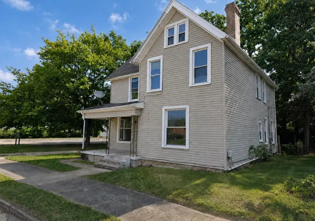 1st image of 246 S Hubert Ave, Springfield, OH 45505 | MLS# 226029403