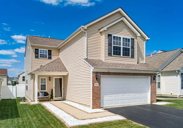 3rd image of 6862 Riding Trail Dr, Canal Winchester, OH 43110 | MLS# 226028815