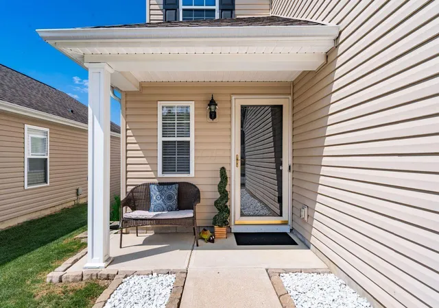 4th image of 6862 Riding Trail Dr, Canal Winchester, OH 43110 | MLS# 226028815