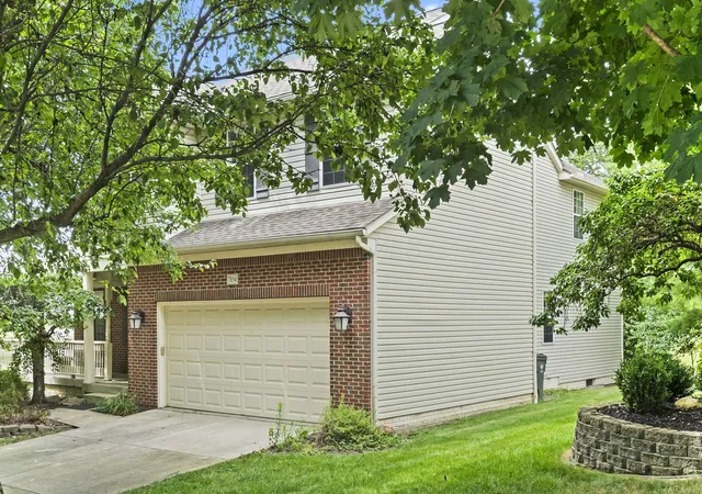 2nd image of 7854 Astra Cir, Reynoldsburg, OH 43068 | MLS# 226025294