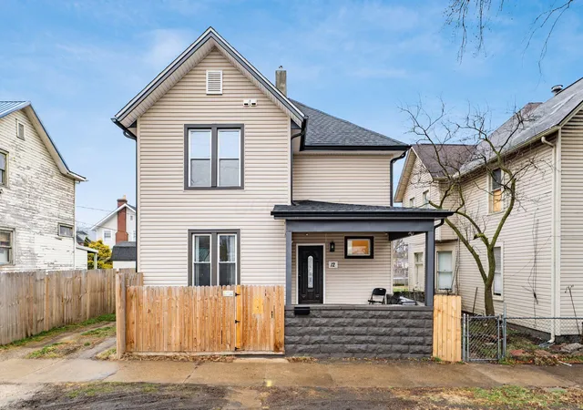 Homes for sale in Newark, OH | 12 E Saint Clair St, Newark, OH 43055 | MLS# 226025265
