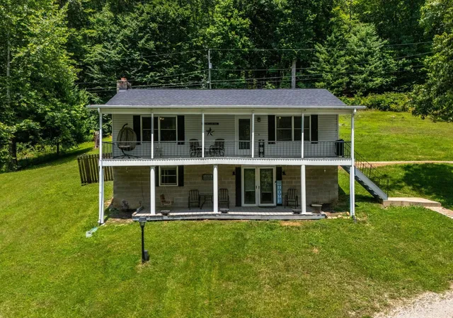 2nd image of 34796 Geiger Rd, Logan, OH 43138 | MLS# 226025270