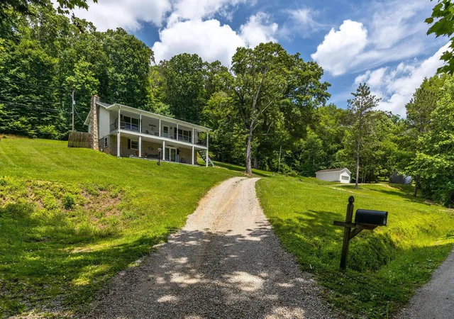 5th image of 34796 Geiger Rd, Logan, OH 43138 | MLS# 226025270