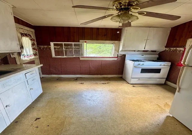 4th image of 604 W Wheeling St, Lancaster, OH 43130 | MLS# 226025274