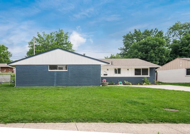 Homes for sale in Westerville, OH | 3530 Paris Blvd, Westerville, OH 43081 | MLS# 226025287