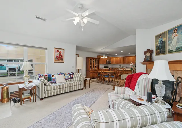 Listing Photo 3 - Condo for sale in building located at 2357 Deerfield Ln, Ontario, OH 44906