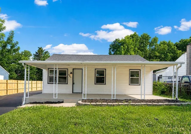 Single family home for sale at 448 Basswood Rd, Columbus, OH 43207 | MLS# 226025331