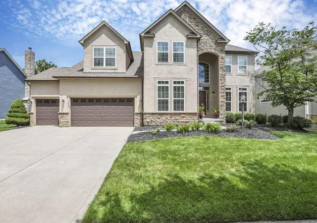 Homes for sale in Powell, OH | 3334 Winding Woods Dr, Powell, OH 43065 | MLS# 226025343