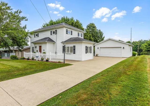Homes for sale in New Lexington, OH | 113 Long St, New Lexington, OH 43764 | MLS# 226025352