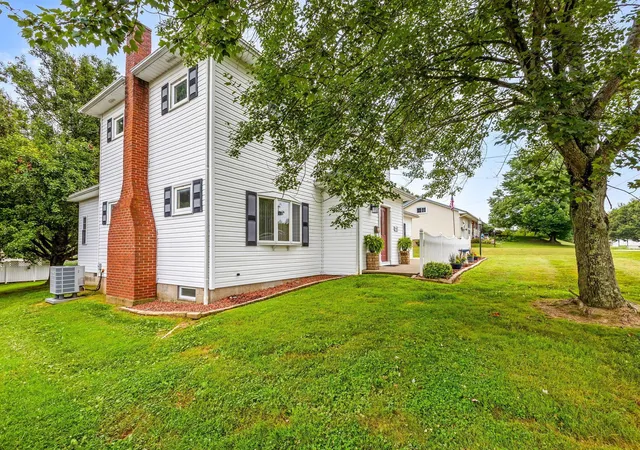 Homes for sale in New Lexington, OH | 113 Long St, New Lexington, OH 43764 | MLS# 226025352