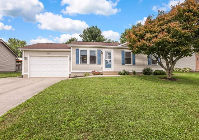 Homes for sale in Newark, OH | 964 Garfield Ave, Newark, OH 43055 | MLS# 226025359