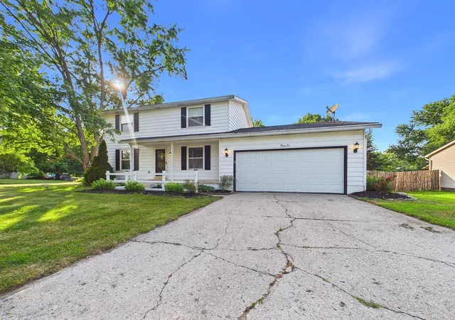 Homes for sale in Pickerington, OH | 36 Lynette Dr, Pickerington, OH 43147 | MLS# 226025531