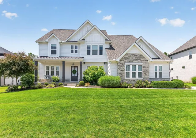 Homes for sale in Powell, OH | 9387 Waterford Dr, Powell, OH 43065 | MLS# 226025539