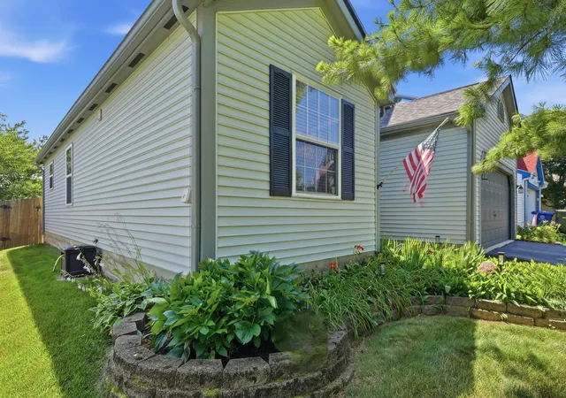Photo 3 of Sale Pending at 4942 Kingpin Dr, Columbus, OH 43231 | MLS# 226025960 | Listing updated on 2026-09-18