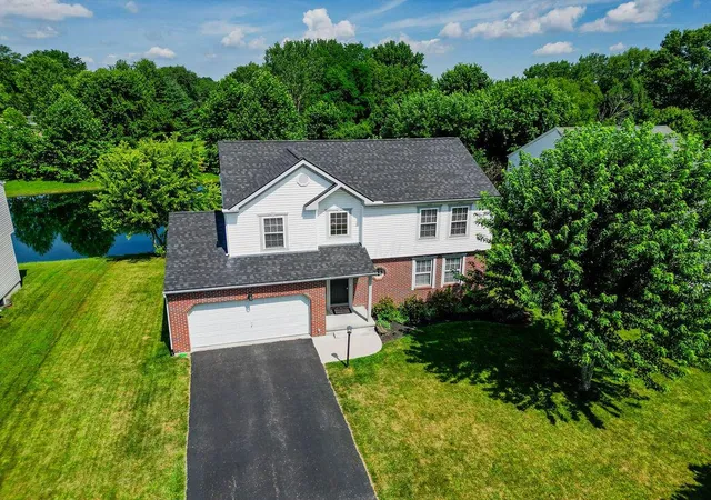 Homes for sale in Pataskala, OH | 107 Spring Brook Ct, Pataskala, OH 43062 | MLS# 226025406