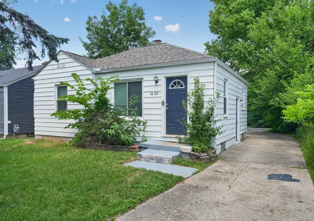 Photo 1 of Single family home for sale at 1692 E Kossuth St, Columbus, OH 43206 | MLS# 226026524 | Listing updated on 2026-09-03