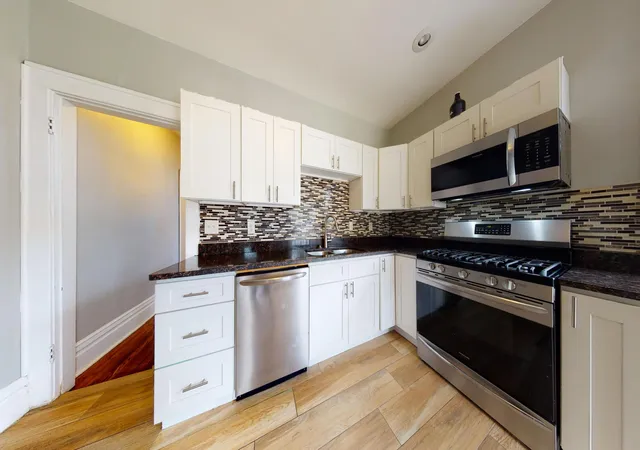 4th image of 1861 Bryden Rd, Columbus, OH 43205 | MLS# 226025448