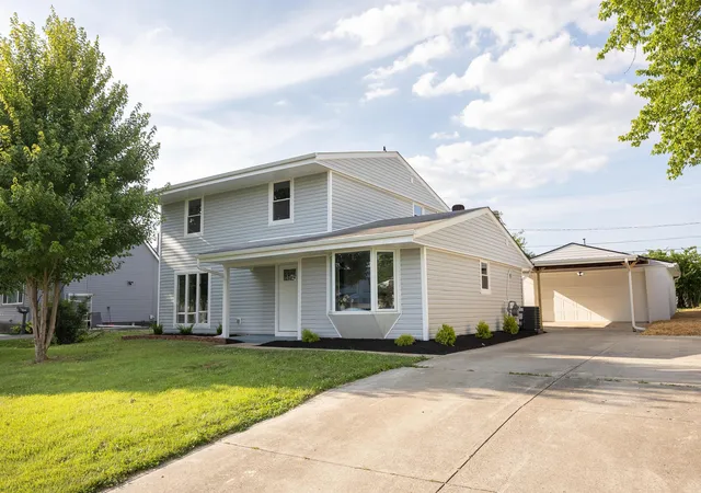 Homes for sale in Columbus, OH | 876 Grenada Rd, Columbus, OH 43207 | MLS# 226025460